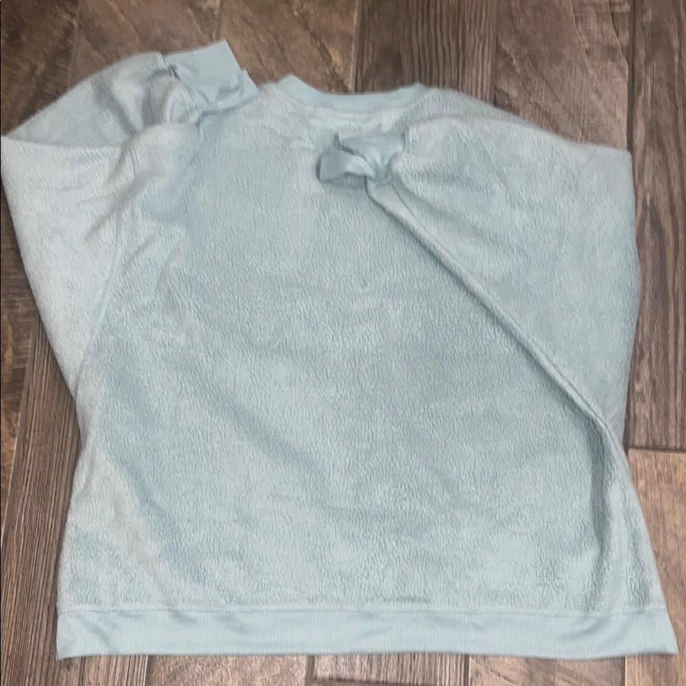 Tahari Sport Aqua Crew Neck Sweater with Ribbed Hem